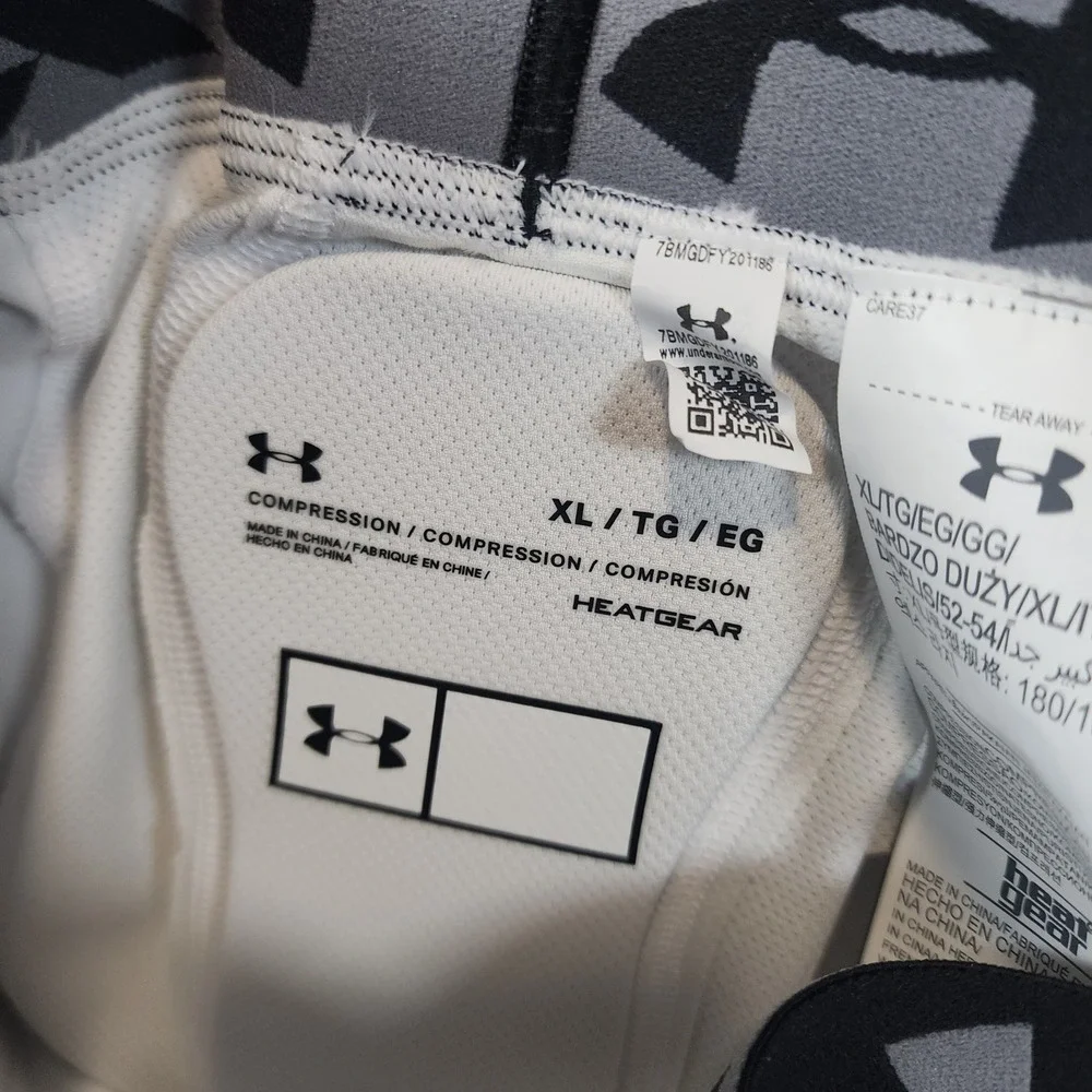 Under Armour Compression Padded Shorts Men XL White HeatGear Football Tights NWT